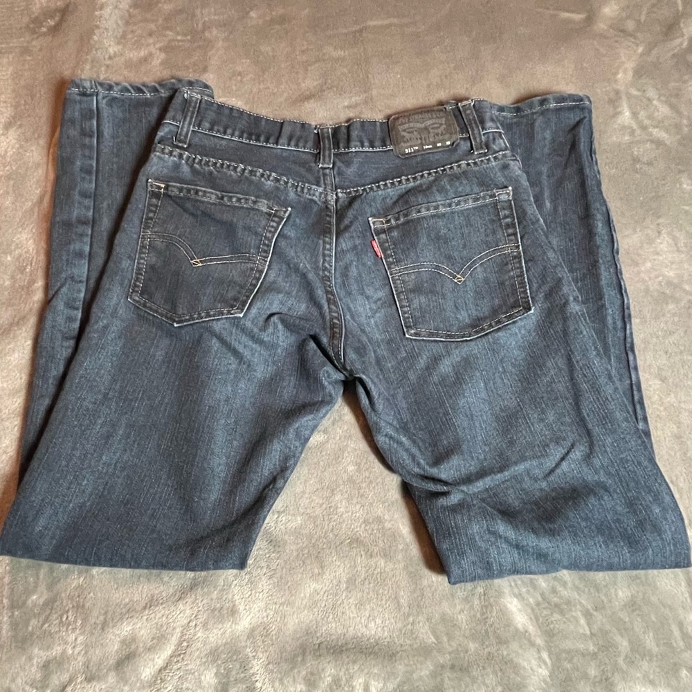EUC Levi’s 511 slim size 18 regular